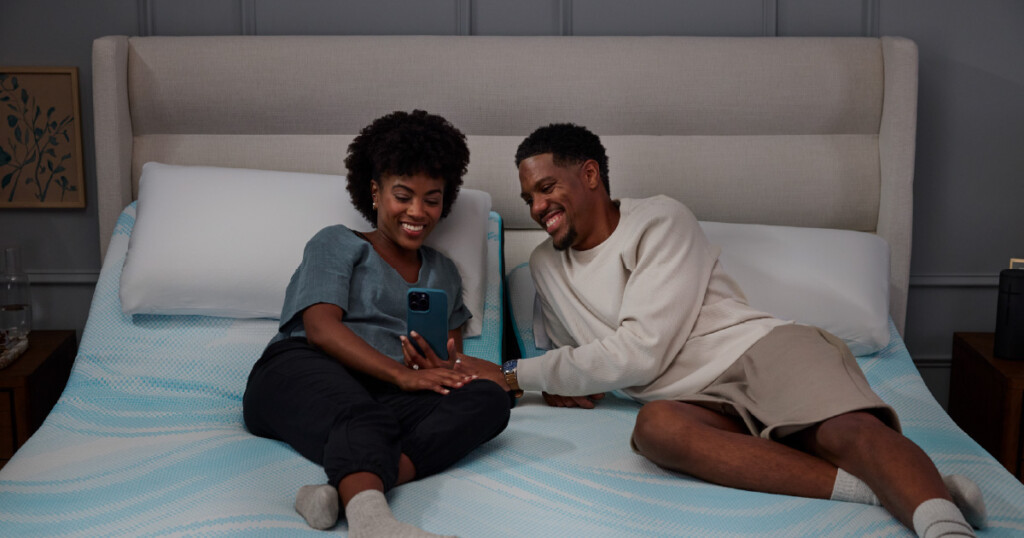 couple in motion separation bed